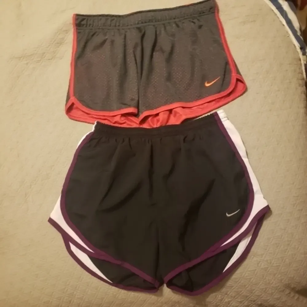 2‎ Nike ladies athletic running shorts Small bundle